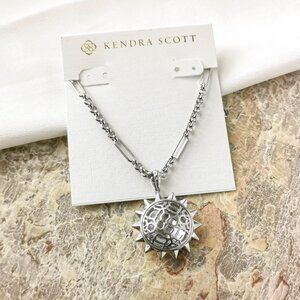 ❤️Kendra Scott Sienna Sun Silver Pendant Necklace